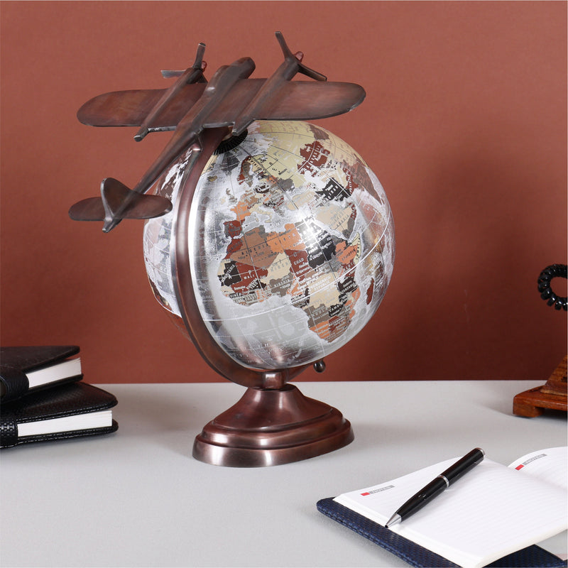 AIRPLANE GLOBE